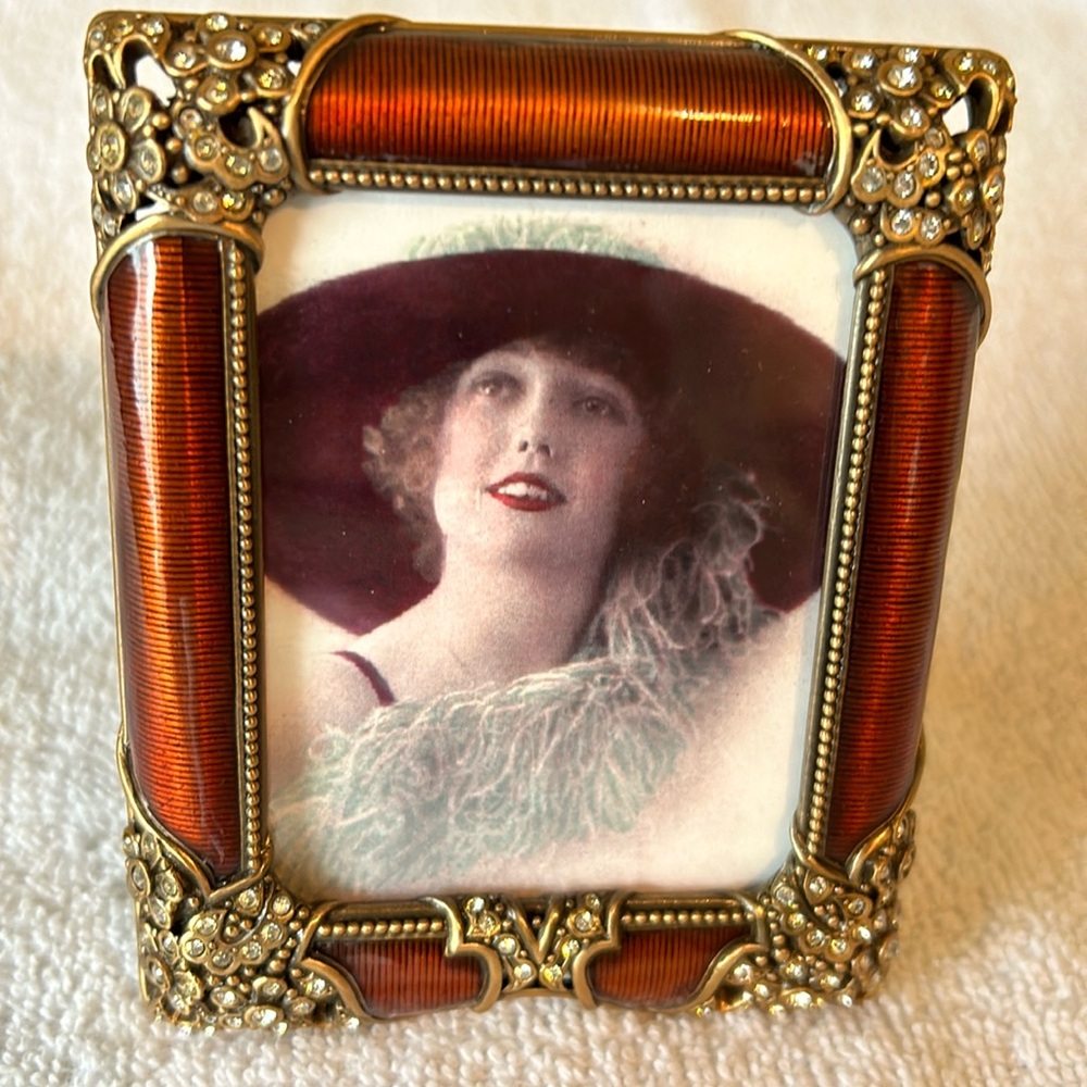 Edgar Berebi Frame in original box.